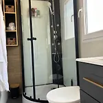 House Olisander Дом отдыха