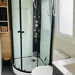 House Olisander Дом отдыха Драге