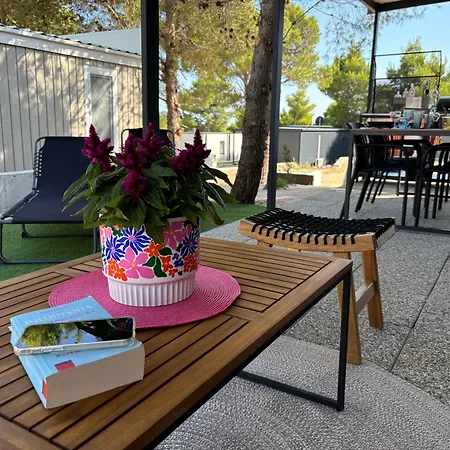 Vikendica House Olisander Drage