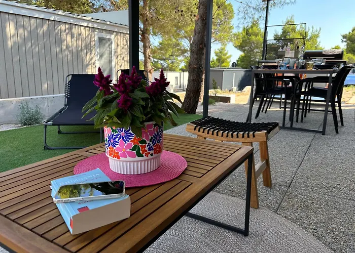 Vikendica House Olisander Drage