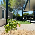 Сasa de vacaciones House Olisander