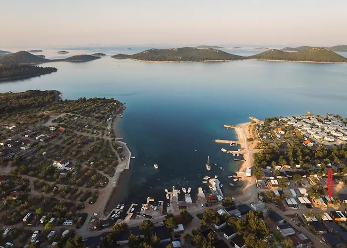 House Olisander Дом отдыха Драге